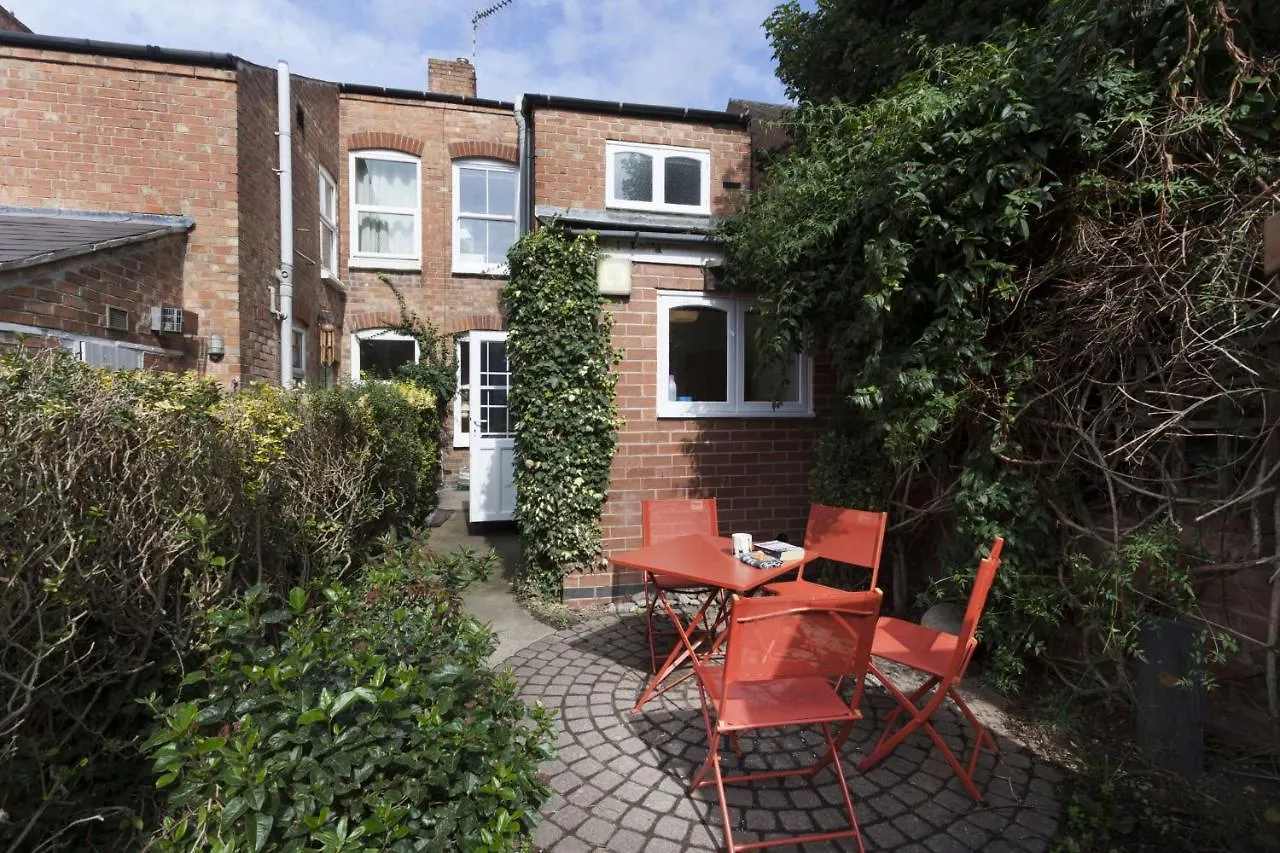Highfield Grove Villa Nottingham Holiday home
