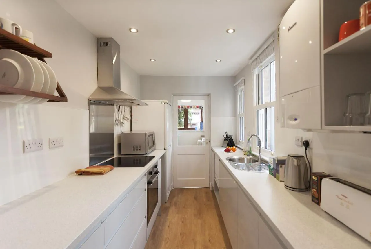 Highfield Grove Villa Nottingham United Kingdom