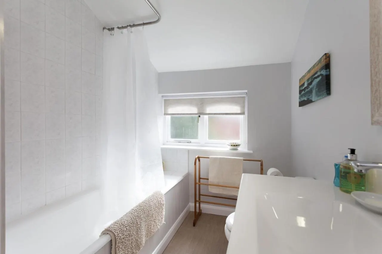 Highfield Grove Villa Nottingham Holiday home
